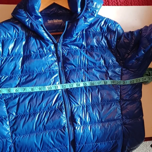 Ladies quilted down hooded jacket packable - Picture 4 of 8